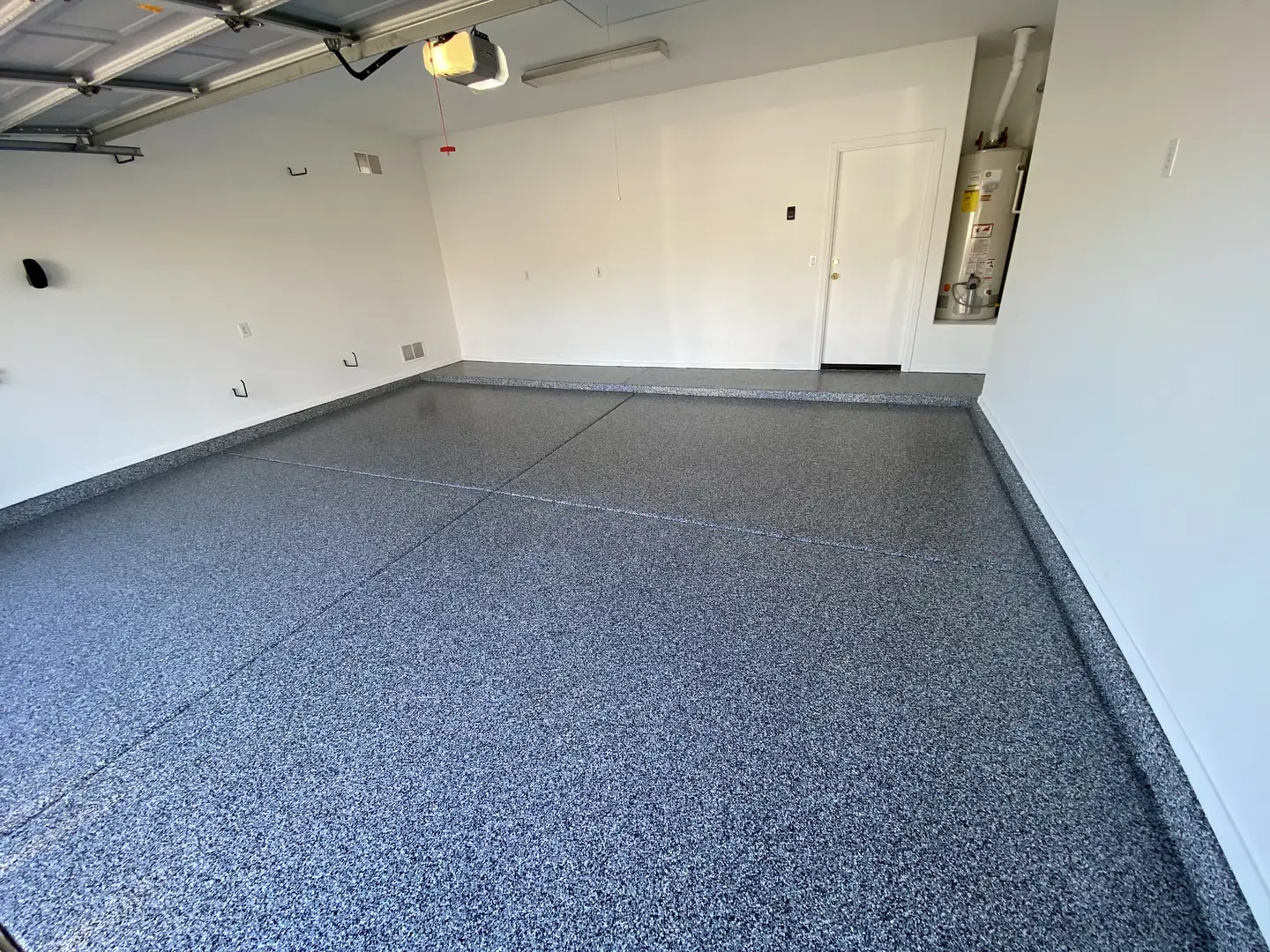 Glendale Garage Floor Restoration: Desert Luna Polyaspartic