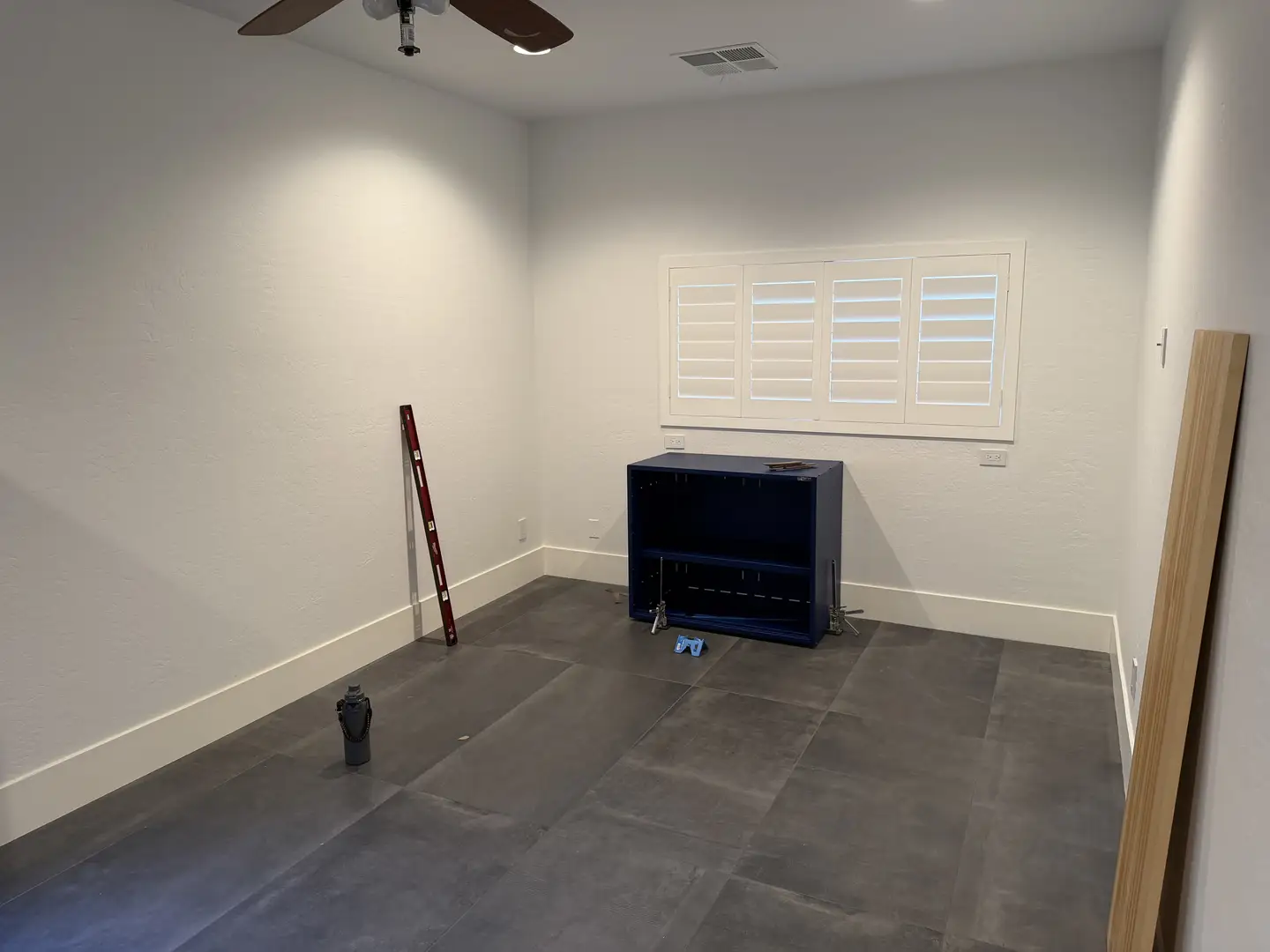 Fountain Hills Garage: Dual Space Organization & Man Cave