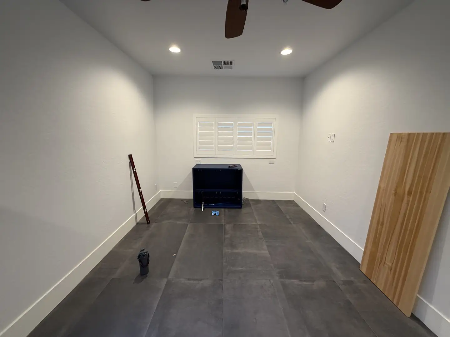 Fountain Hills Garage: Dual Space Organization & Man Cave