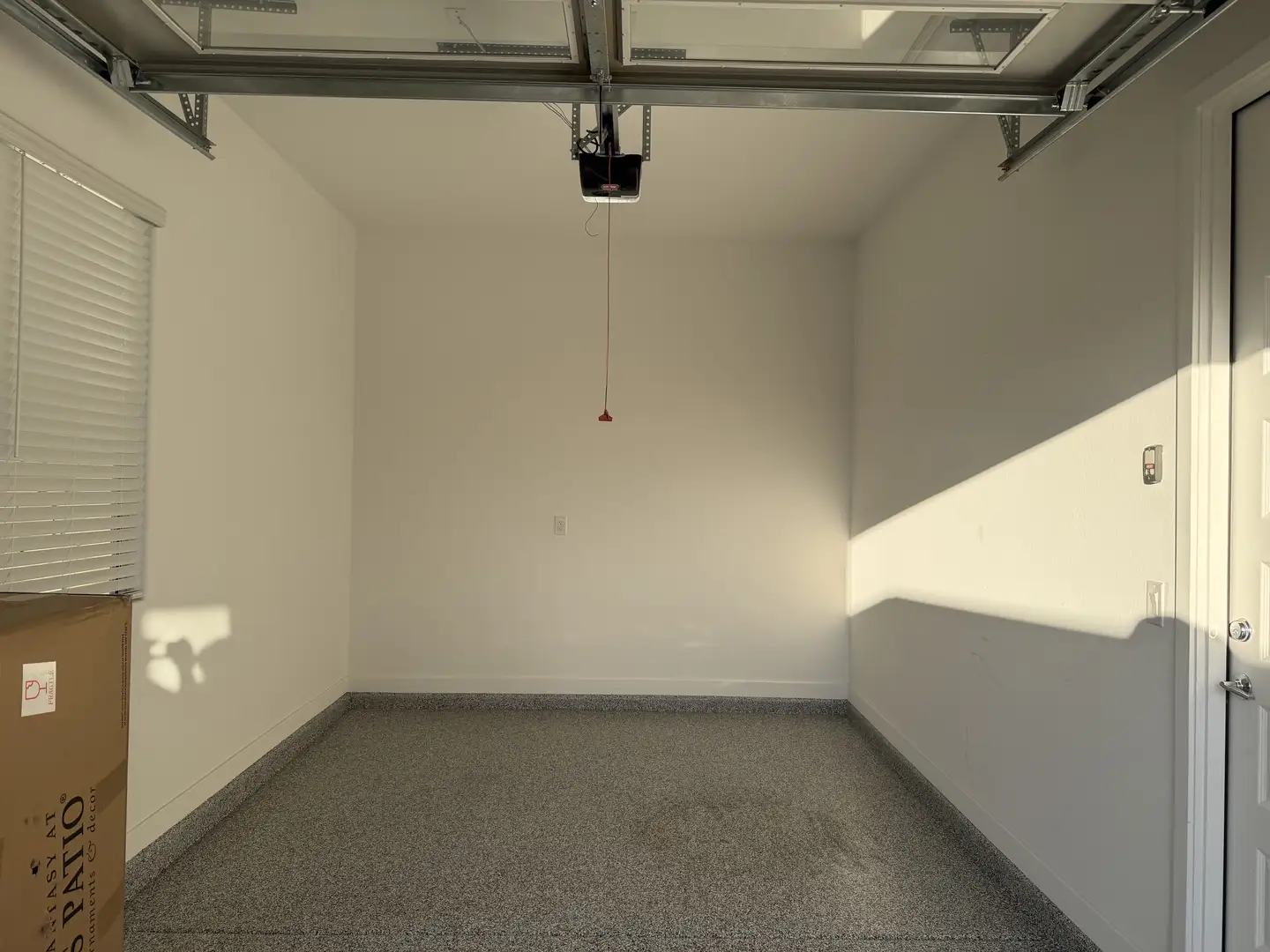 San Tan Valley Garage: Smart Ceiling Storage Solution