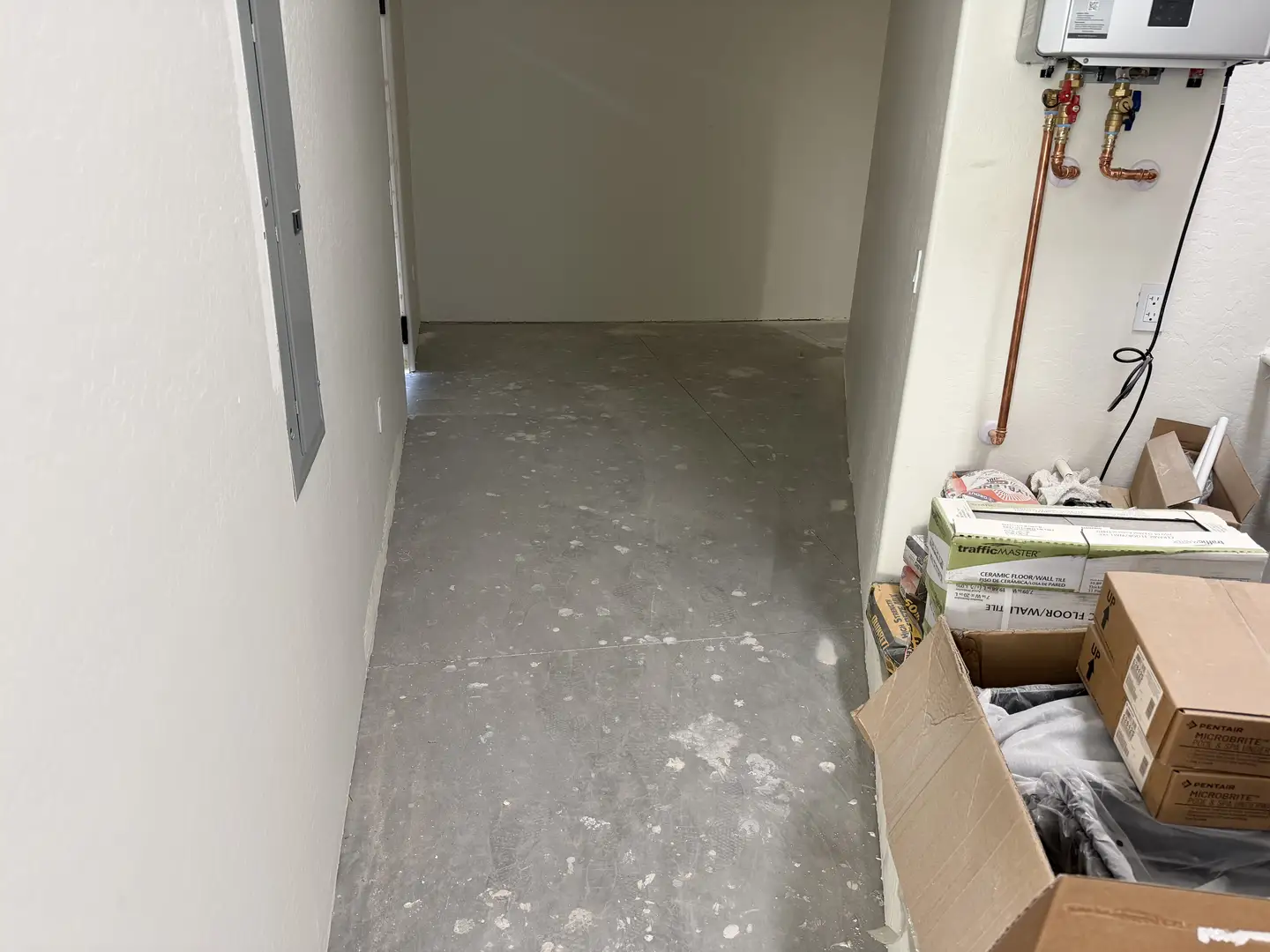 Gilbert Garage Floor Coating: Desert Luna Durability