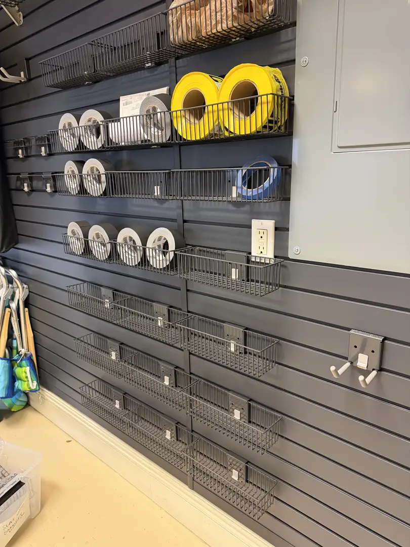 Phoenix Luxury Garage: High-Capacity, Modern Organization