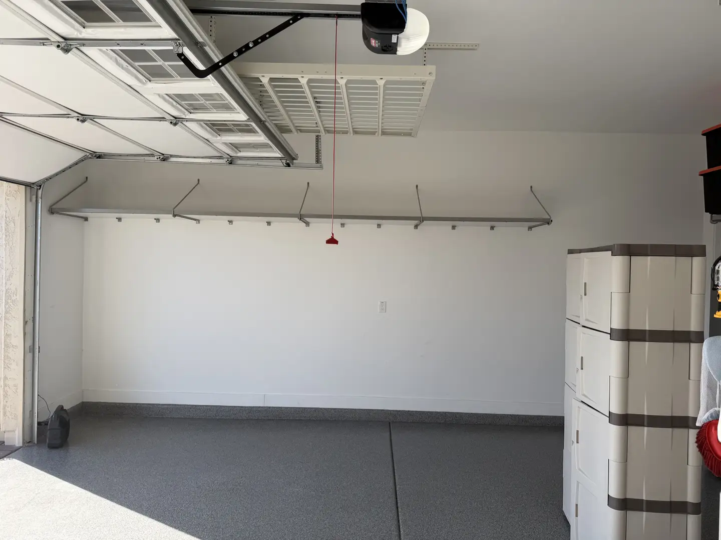 Queen Creek Garage: Smart Storage Meets Workspace Freedom
