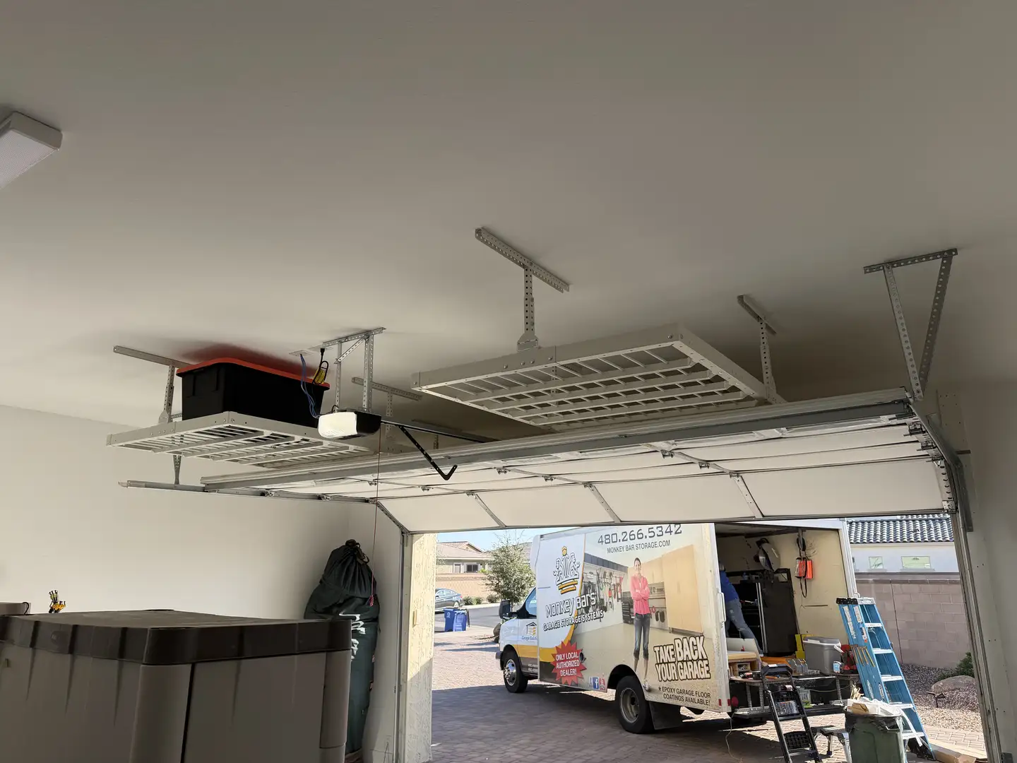 Queen Creek Garage: Smart Storage Meets Workspace Freedom