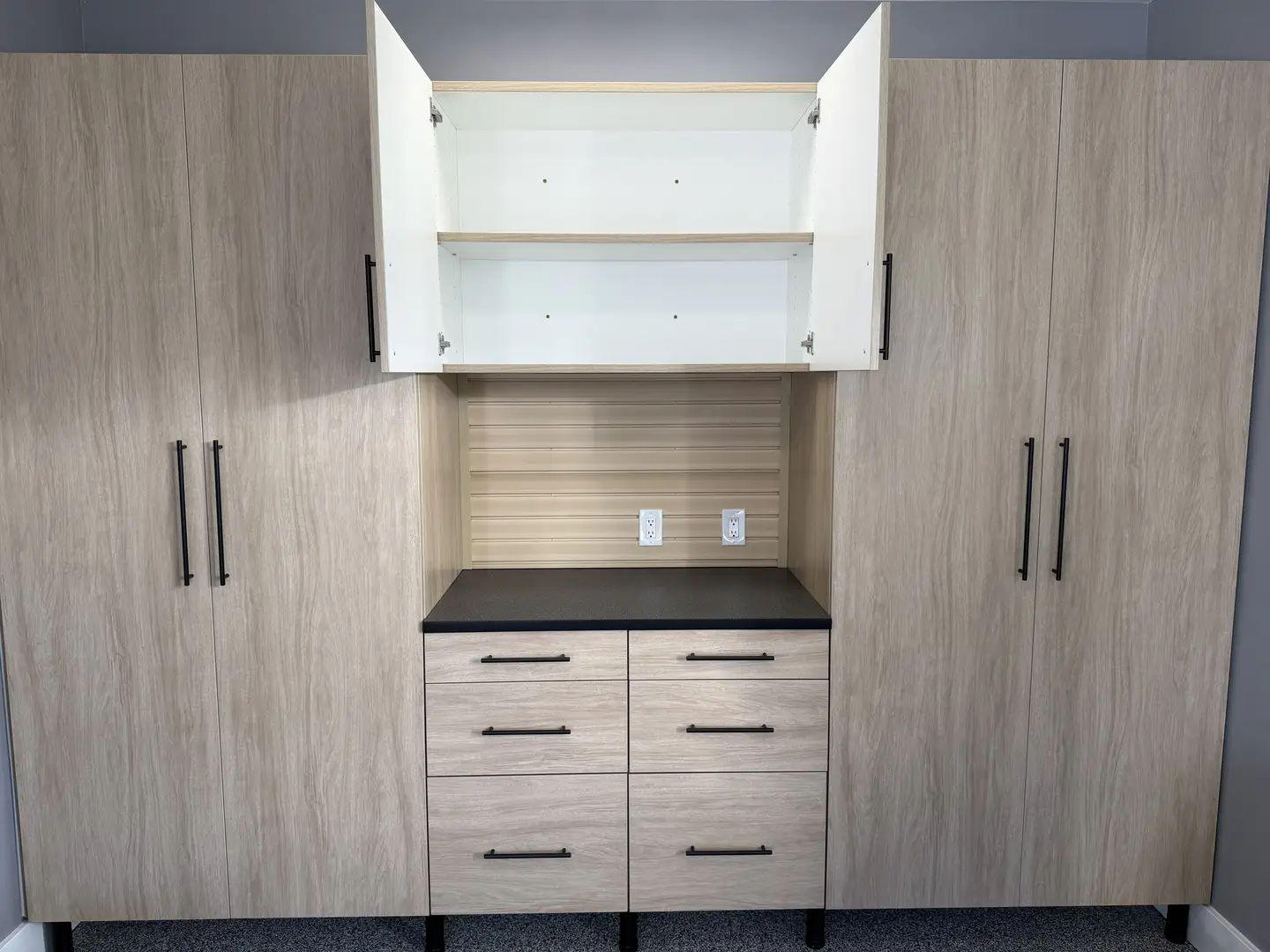 Mesa Garage: Fitness Studio & Storage Solution